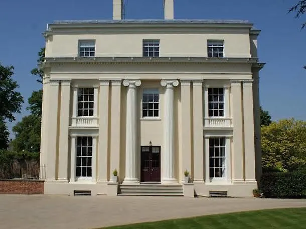 Ravenhurst Bed And Breakfast Cheltenham 4*,  United Kingdom